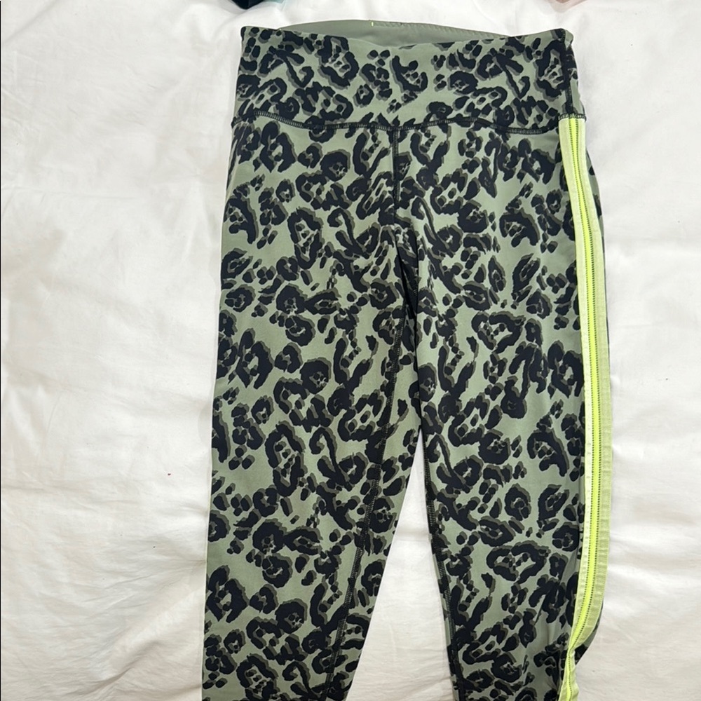 Victoria's Secret Green and Black Camouflage Leggings with Neon Stripe